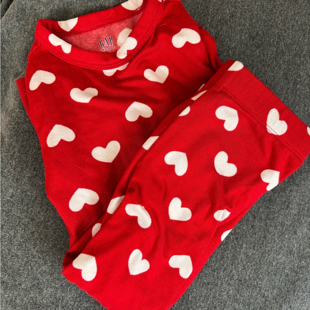GAP Red and White Heart Kids Pajama Set